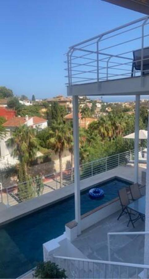 Apartamento C Dans Avec Piscine Chauffee & Jacuzzi, Chauffe En Extra Benalmádena