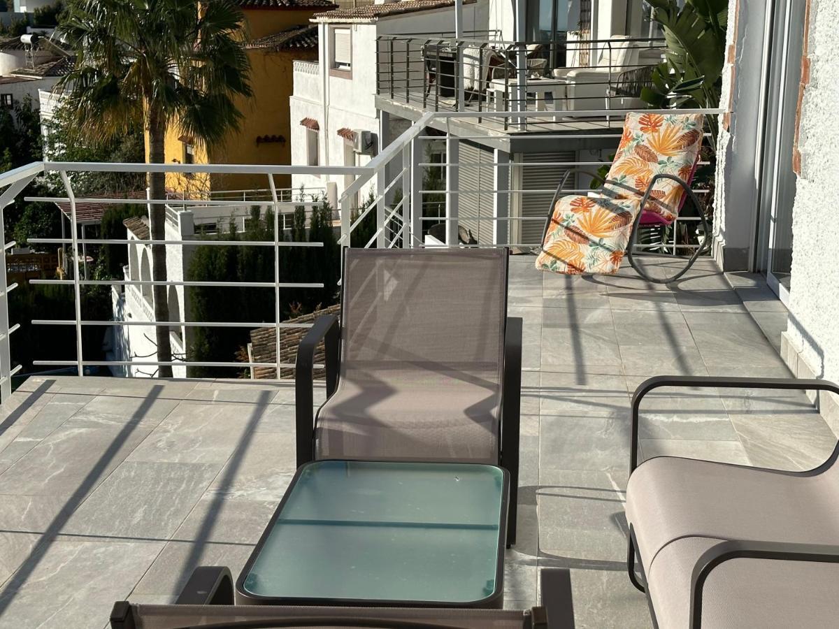 C Dans Avec Piscine Chauffee & Jacuzzi, Chauffe En Extra Apartamento